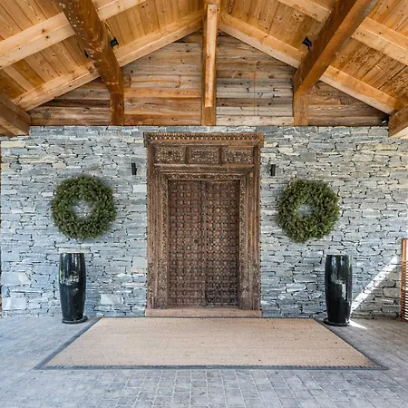 Luxury Comfortable With Jacuzzi Chalet *
